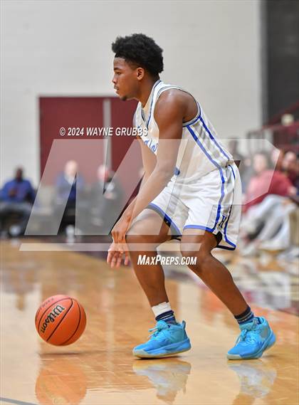 Thumbnail 1 in Hooks vs. Timpson (Holiday Hoops Tournament) photogallery.