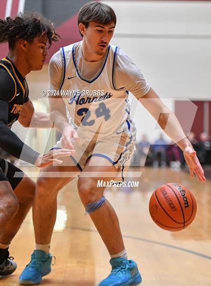 Thumbnail 3 in Hooks vs. Timpson (Holiday Hoops Tournament) photogallery.