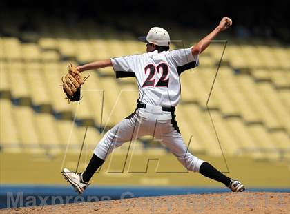 Thumbnail 2 in Van Nuys vs. Chavez (CIF LACS D2 Final) photogallery.
