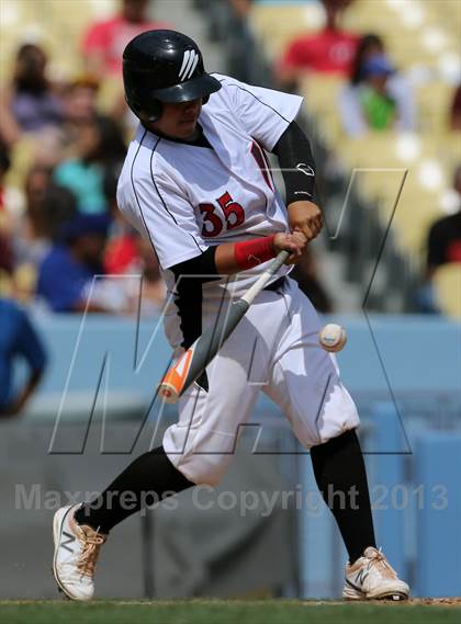 Thumbnail 2 in Van Nuys vs. Chavez (CIF LACS D2 Final) photogallery.