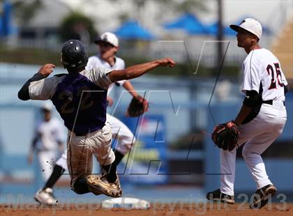 Thumbnail 2 in Van Nuys vs. Chavez (CIF LACS D2 Final) photogallery.