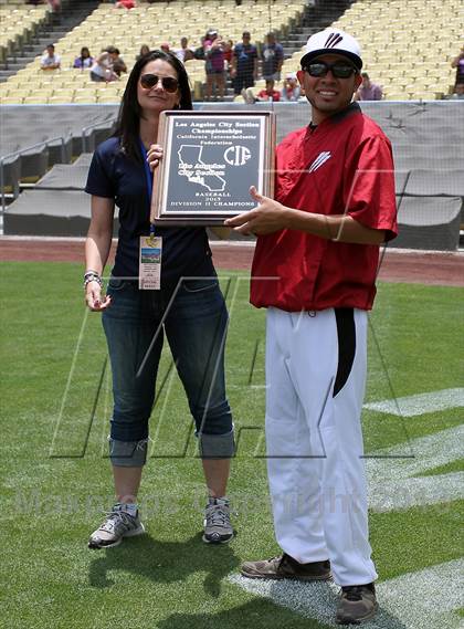 Thumbnail 3 in Van Nuys vs. Chavez (CIF LACS D2 Final) photogallery.