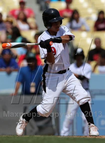 Thumbnail 3 in Van Nuys vs. Chavez (CIF LACS D2 Final) photogallery.