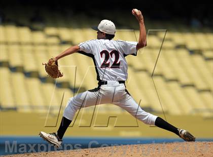 Thumbnail 3 in Van Nuys vs. Chavez (CIF LACS D2 Final) photogallery.