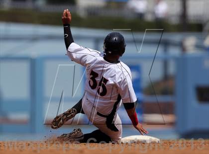 Thumbnail 2 in Van Nuys vs. Chavez (CIF LACS D2 Final) photogallery.