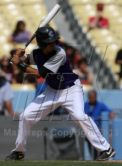 Thumbnail 3 in Van Nuys vs. Chavez (CIF LACS D2 Final) photogallery.