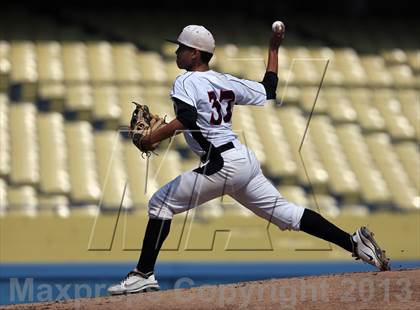 Thumbnail 1 in Van Nuys vs. Chavez (CIF LACS D2 Final) photogallery.