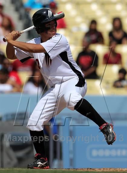 Thumbnail 1 in Van Nuys vs. Chavez (CIF LACS D2 Final) photogallery.