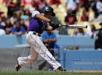 Thumbnail 3 in Van Nuys vs. Chavez (CIF LACS D2 Final) photogallery.