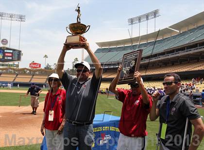 Thumbnail 3 in Van Nuys vs. Chavez (CIF LACS D2 Final) photogallery.