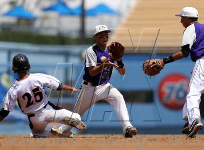 Thumbnail 3 in Van Nuys vs. Chavez (CIF LACS D2 Final) photogallery.