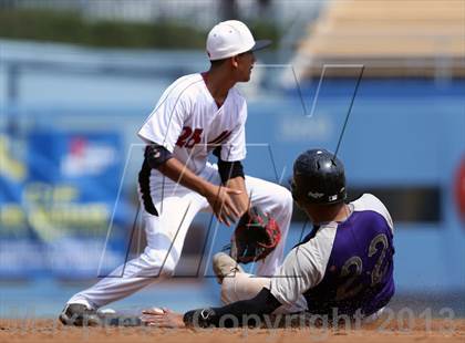 Thumbnail 2 in Van Nuys vs. Chavez (CIF LACS D2 Final) photogallery.