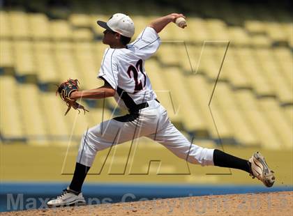 Thumbnail 1 in Van Nuys vs. Chavez (CIF LACS D2 Final) photogallery.