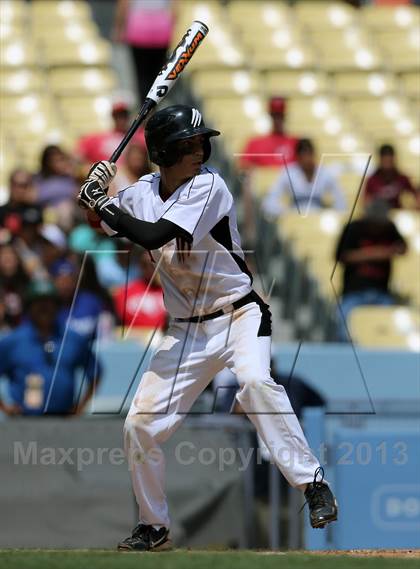 Thumbnail 3 in Van Nuys vs. Chavez (CIF LACS D2 Final) photogallery.