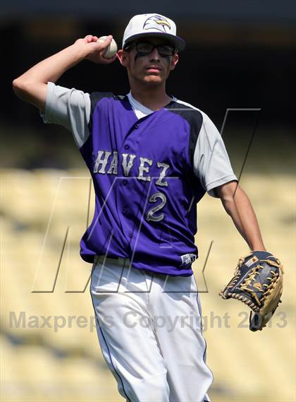 Thumbnail 2 in Van Nuys vs. Chavez (CIF LACS D2 Final) photogallery.