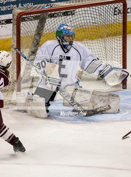 Thumbnail 3 in Hanover vs Exeter (NHIAA D1 Final) photogallery.