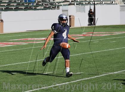 Thumbnail 3 in Marin Catholic vs. Madison (CIF State D3 Final) photogallery.