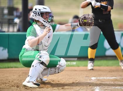 Thumbnail 2 in Channelview vs Brenham (Brenham Tournament) photogallery.