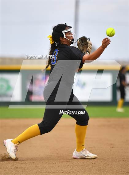Thumbnail 2 in Channelview vs Brenham (Brenham Tournament) photogallery.