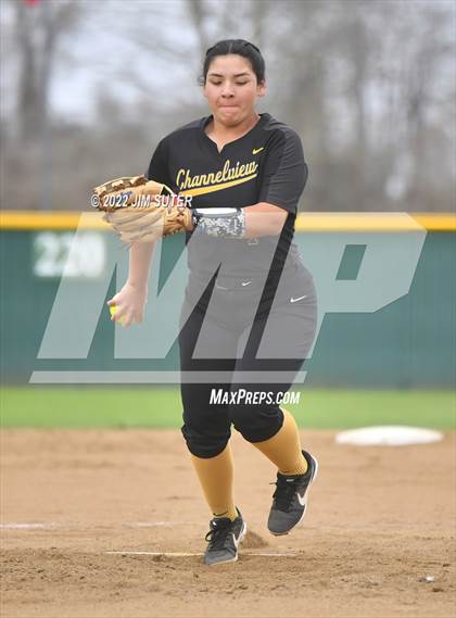 Thumbnail 1 in Channelview vs Brenham (Brenham Tournament) photogallery.