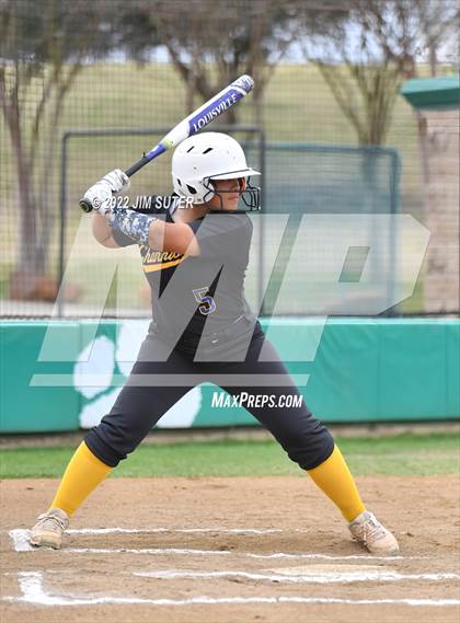 Thumbnail 2 in Channelview vs Brenham (Brenham Tournament) photogallery.