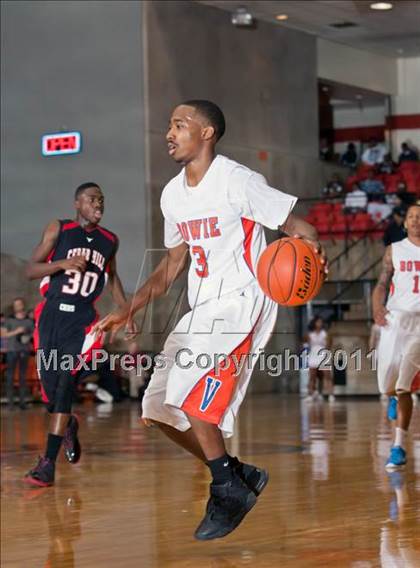 Thumbnail 3 in Bowie vs. Cedar Hill (5A Regional Semifinal Playoff) photogallery.