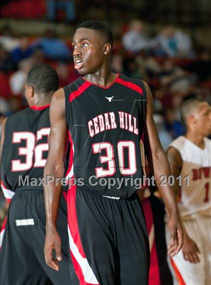 Thumbnail 2 in Bowie vs. Cedar Hill (5A Regional Semifinal Playoff) photogallery.