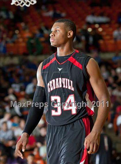 Thumbnail 3 in Bowie vs. Cedar Hill (5A Regional Semifinal Playoff) photogallery.