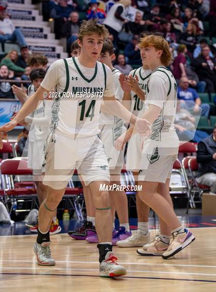 Thumbnail 2 in Stillwater vs. Marcellus (NYSPHSAA Class B Final) photogallery.
