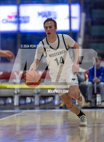 Thumbnail 2 in Stillwater vs. Marcellus (NYSPHSAA Class B Final) photogallery.