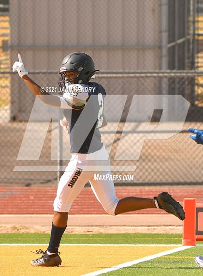 Thumbnail 2 in Bishop Gorman @ Foothill photogallery.