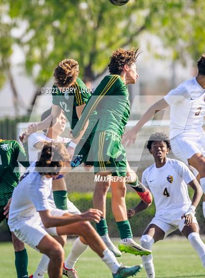 Thumbnail 2 in Edison vs. Millikan photogallery.
