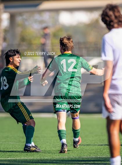 Thumbnail 1 in Edison vs. Millikan photogallery.
