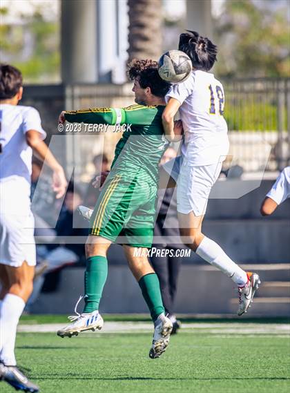 Thumbnail 1 in Edison vs. Millikan photogallery.