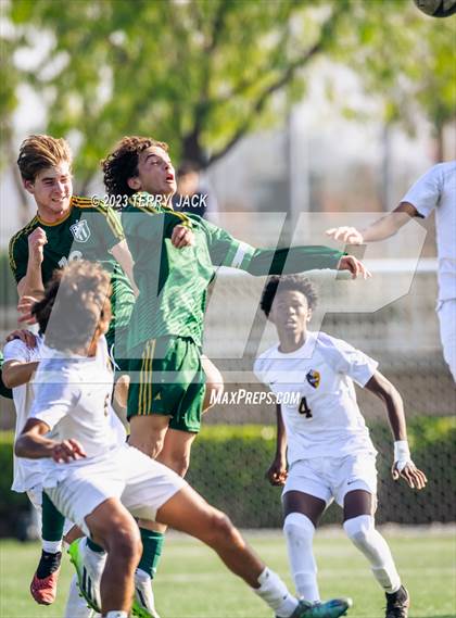 Thumbnail 2 in Edison vs. Millikan photogallery.