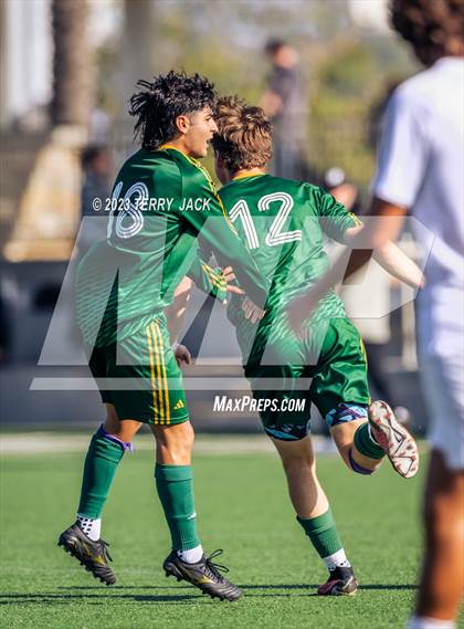 Thumbnail 1 in Edison vs. Millikan photogallery.