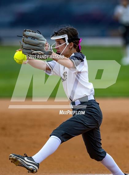 Thumbnail 1 in Guyer @ Keller photogallery.