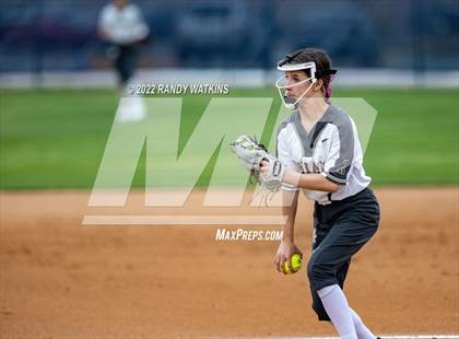Thumbnail 3 in Guyer @ Keller photogallery.
