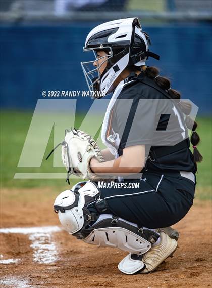 Thumbnail 3 in Guyer @ Keller photogallery.