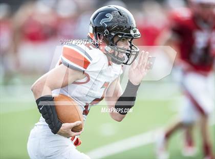 Thumbnail 1 in Grosse Ile vs. Almont photogallery.