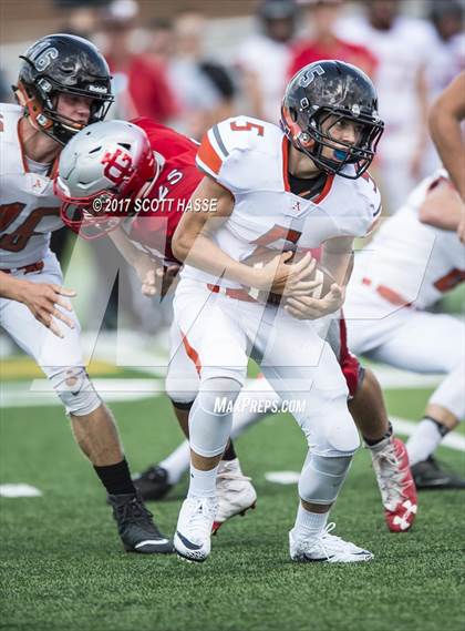 Thumbnail 1 in Grosse Ile vs. Almont photogallery.