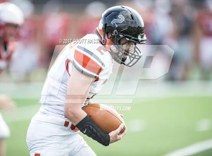Thumbnail 3 in Grosse Ile vs. Almont photogallery.