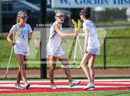 Thumbnail 1 in Medfield vs. Newburyport (MIAA Division 3 Final) photogallery.