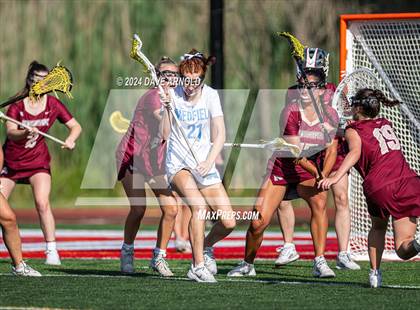 Thumbnail 2 in Medfield vs. Newburyport (MIAA Division 3 Final) photogallery.