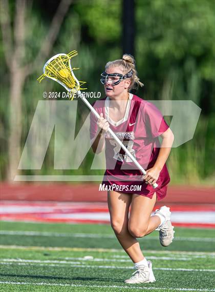 Thumbnail 2 in Medfield vs. Newburyport (MIAA Division 3 Final) photogallery.