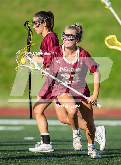 Thumbnail 1 in Medfield vs. Newburyport (MIAA Division 3 Final) photogallery.