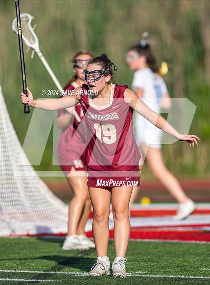 Thumbnail 1 in Medfield vs. Newburyport (MIAA Division 3 Final) photogallery.