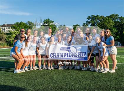 Thumbnail 1 in Medfield vs. Newburyport (MIAA Division 3 Final) photogallery.