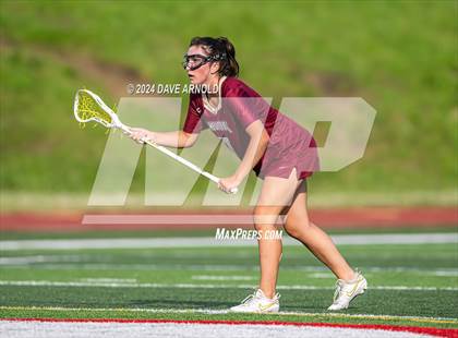 Thumbnail 2 in Medfield vs. Newburyport (MIAA Division 3 Final) photogallery.