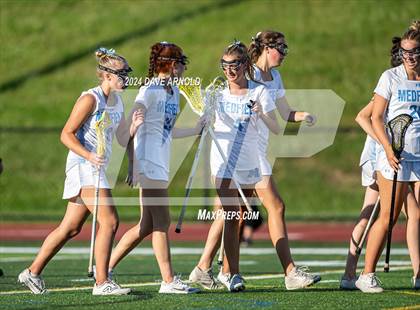 Thumbnail 3 in Medfield vs. Newburyport (MIAA Division 3 Final) photogallery.
